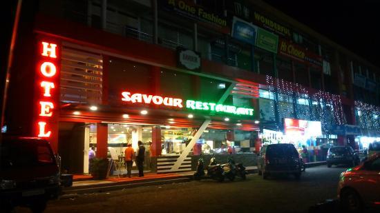 Savour Restaurant